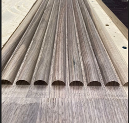 Frézovaný 3D panel na stenu